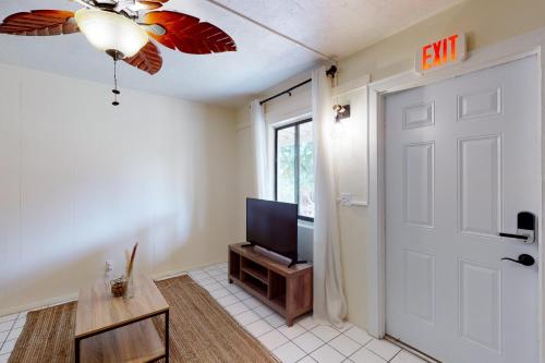 Cocoa Beach Cottages #2 – Photos 3