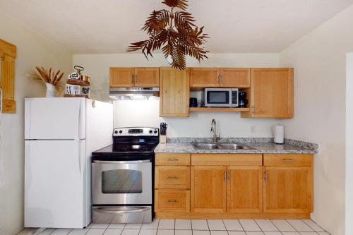 Cocoa Beach Cottages #2 – Photos 5