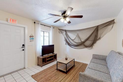 Cocoa Beach Cottages #3 – Photos 3