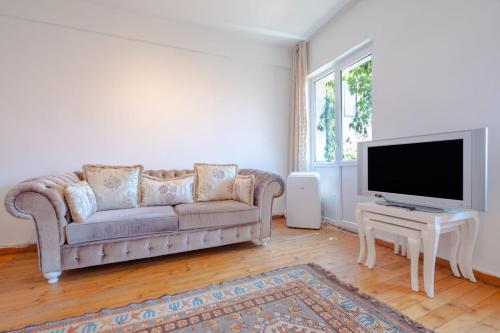 Authentic Flat 750 m to Taksim Square in Beyoglu
