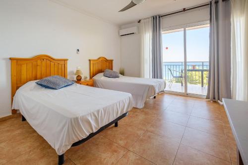 Posteľ alebo postele v izbe v ubytovaní Deauville Miami platja