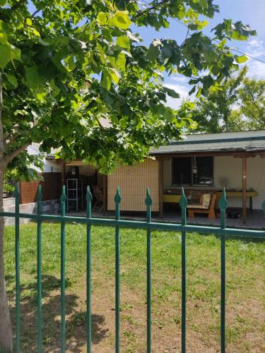 Zdjęcie z galerii obiektu Verde Home w mieście Nea Mesangala