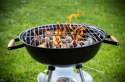 Attrezzature per barbecue disponibili per gli ospiti della casa vacanze