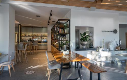 Гостиная зона в Zoe Seaside Resort