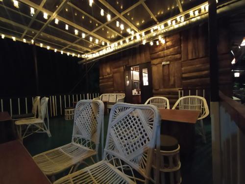 Zona de estar de The Nettle and Fern Farmstay
