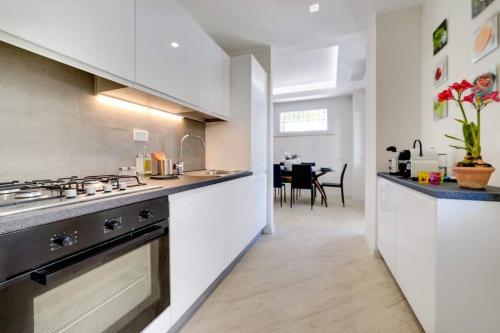 Luxury, large flat with terrace on Vatican Walls