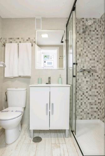 EL ESTUDIO DE LA PLAYA BENALBEACH Holidays Deluxe