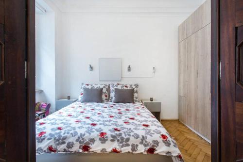 Postel nebo postele na pokoji v ubytování Lovely 1-bedroom apartment in Ljubljana centre