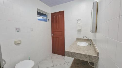 Salle de bains dans l'établissement Residencial Las Rocas I