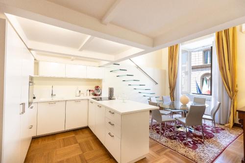 Piemonte Deluxe by Rental in Rome