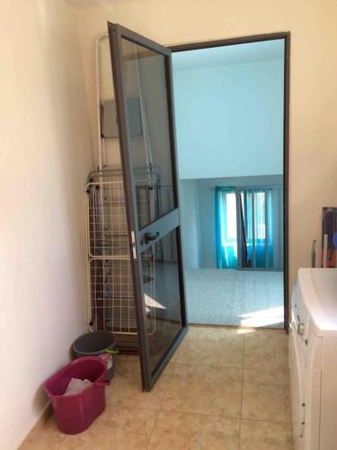 Gallery image of May Flower: Modern Flat close to Airport/Bus Stops in Tarxien