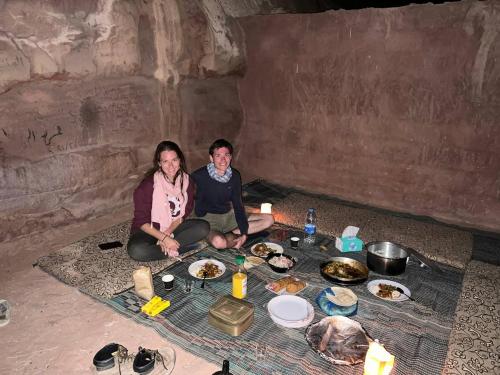 Comida en o cerca de este camping