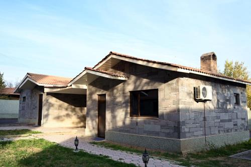 Abovyan Cottages