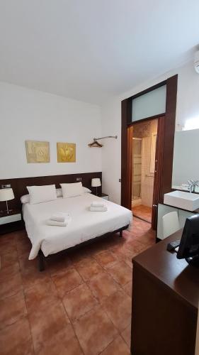Hostal Eixample photo 86