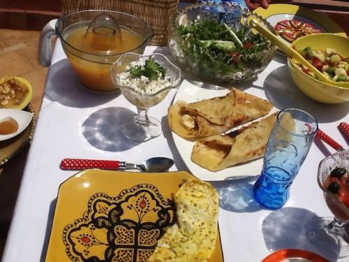 Φαγητό σε αυτή η παραθεριστική κατοικία ή κάπου εκεί κοντά