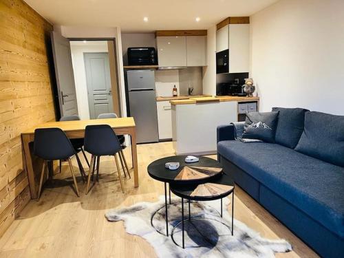 Appart au centre de la station, entièrement rénové, , parking privé et wifi gratuit