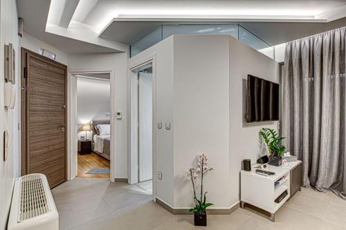 MnkStays A1 & A2 Deluxe Apartments Neo Psychiko, Athens
