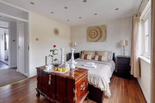 Cosy 3 Bed Home, Families and Contractors, Direct Booking For Best Rates