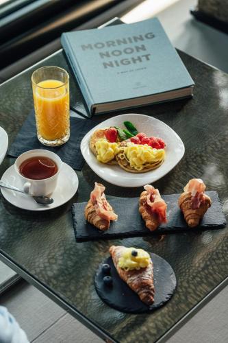 Jídlo v hotelu nebo okolí