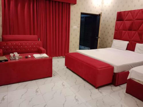 Photo de la galerie de l'établissement Hotel Sereena residence, à Multan