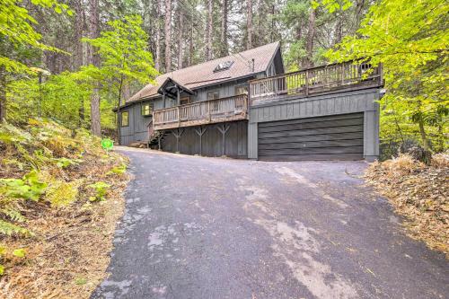 Pollock Pines A-Frame Chalet with Mod Updates! – Photos 3