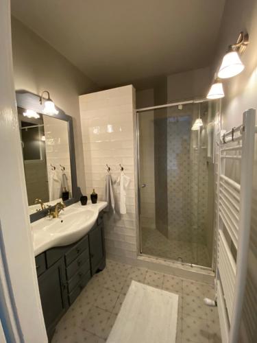 A bathroom at PJ apartment