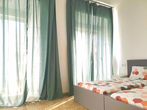 Sunny Malaga Centre Flats, 2 Options, with Balcony or Terrace