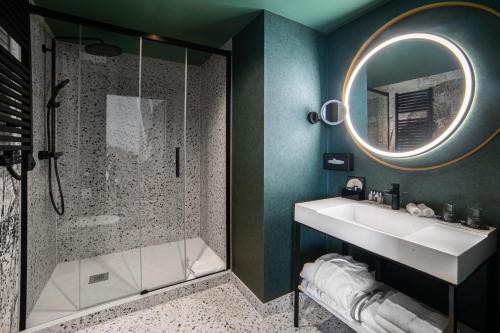 Ванная комната в Rezydent Hotel Sopot - MGallery Collection