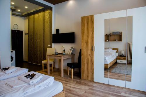 Free parking Szemere apartment lovely flat at the Parliament 1054 Budapest, 8 Szemere utca 5th floor, door nr.: 1A kép - 3