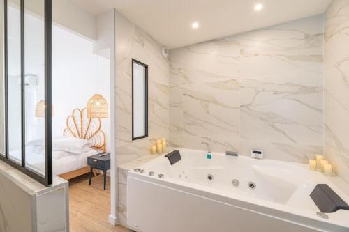 A/C & BALNEO in of Carré d'Or NICE #RENOVATED