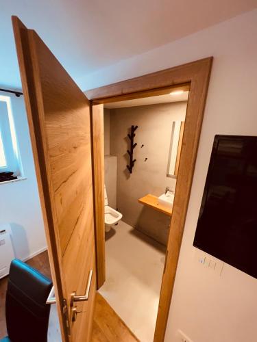 Bagno di PJagodic Hotel Cerklje - 5min to Airport