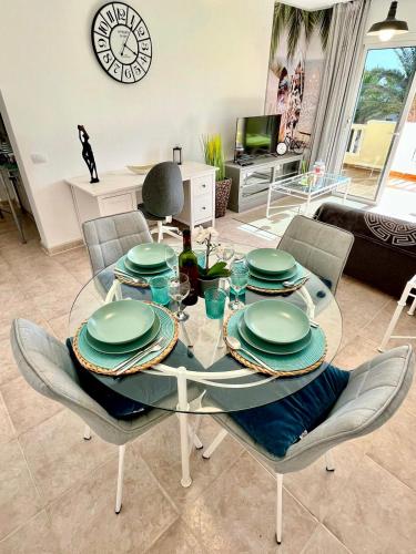 Гостиная зона в Queen Amanay - terrazza, confortevole, tranquillo, Wi-Fi, AC