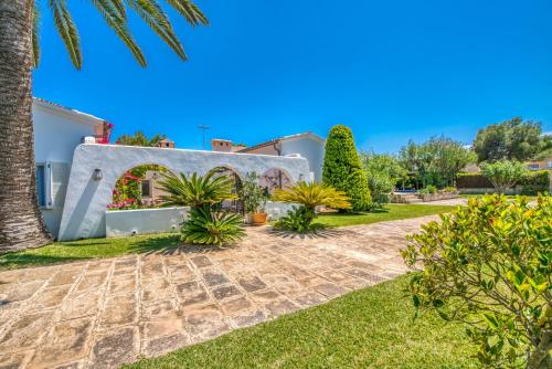 Ideal Property Mallorca - Villa Encantada