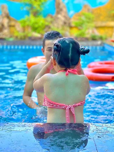 Tetamu yang menginap di Fullhouse Hoian