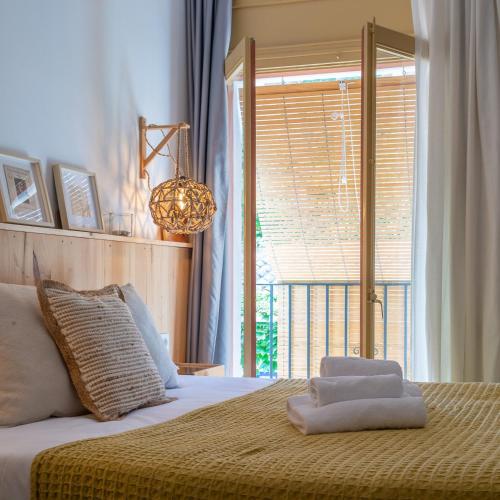 Postel nebo postele na pokoji v ubytování Hostal Sa Teula