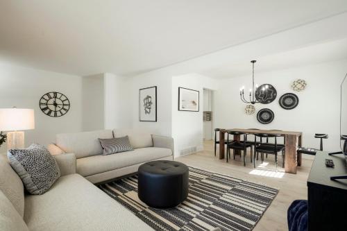 @ Marbella Lane - 5BR Stylish and Modern Home