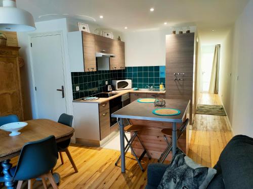 Kuchyňa alebo kuchynka v ubytovaní Appartement T1bis tout confort