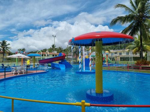 Kolam renang di atau dekat dengan LC TEMPORADAS PORTOBELLO PARK HOTEL