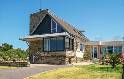 Stunning Home In Moelan Sur Mer