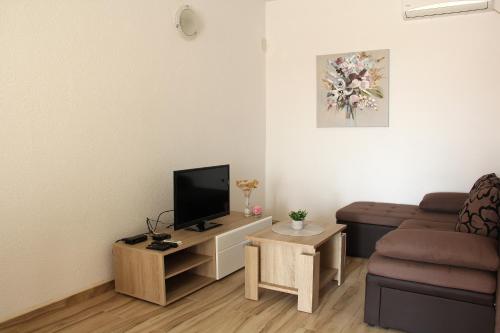 Gallery image of Apartmani Ljubo in Primošten