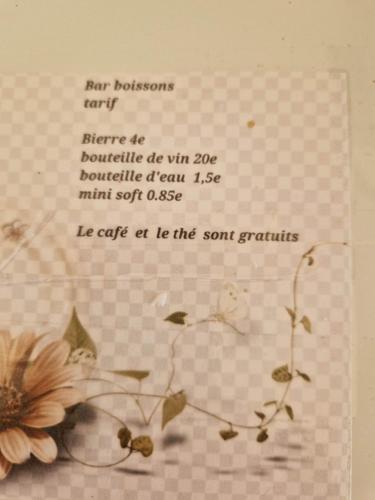 a picture of a card with a flower on it at La Mara Élo in Sart-lez-Spa
