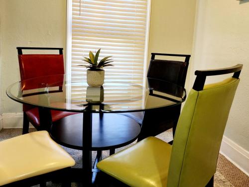 Χώρος καθιστικού στο Comfortable two bedroom home