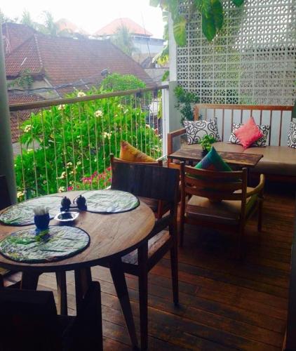 Tegal Sari Accommodation Ubudにあるシーティングエリア