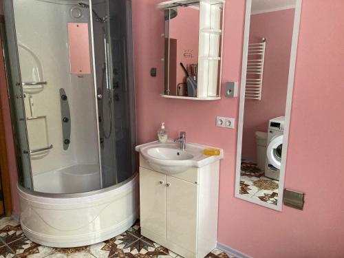 Ένα μπάνιο στο Уютный домик в дзинтари