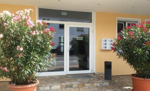 Exteriér nebo vchod ubytování Pension Corona