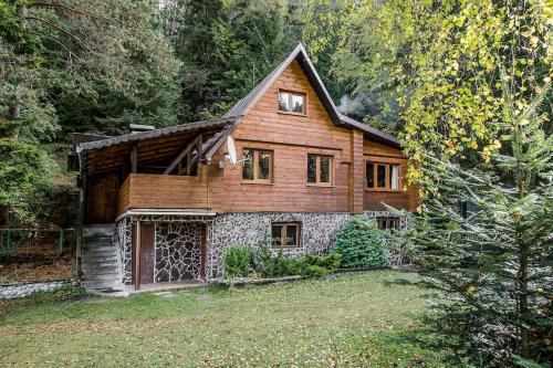 Old Fashioned Cottage in Lopusna dolina near High Tatras