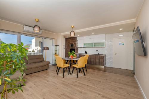 Kuchyňa alebo kuchynka v ubytovaní Seabreeze Apartments Cavtat