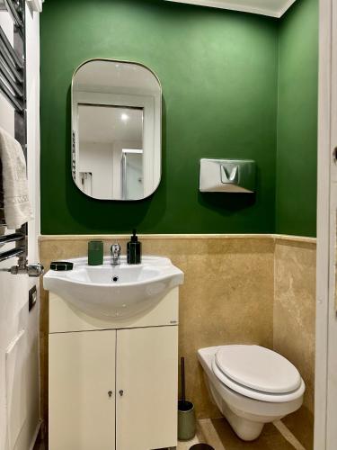 Santa Clara Suite