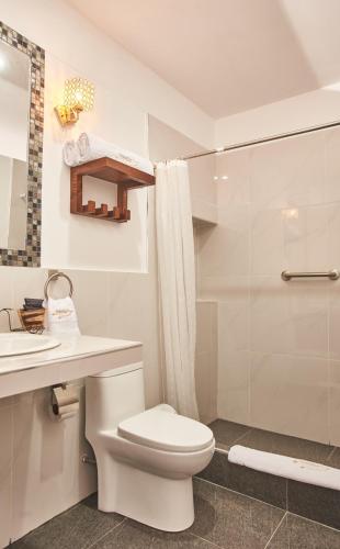 Koupelna v ubytování Hotel Dordéan Casona Boutique
