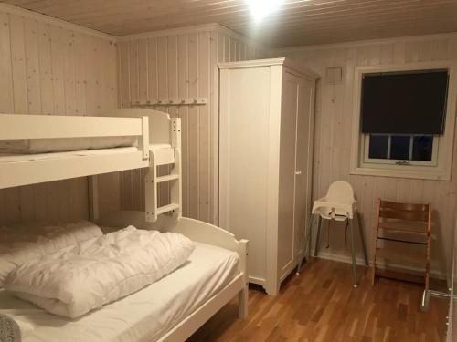 En eller flere køyesenger på et rom på Stor familiehytte på Småsætra, Sjusjøen